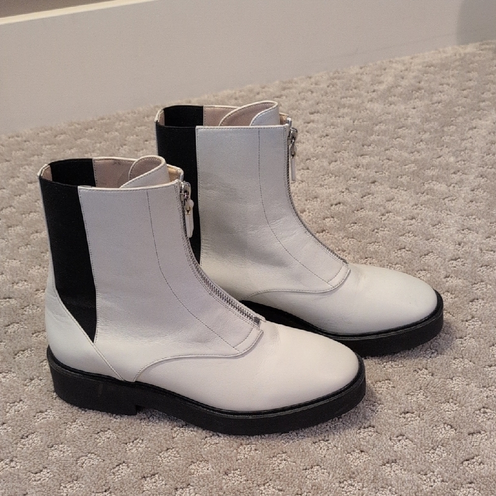 Stewart Weitzman Large Zip Leather Boot